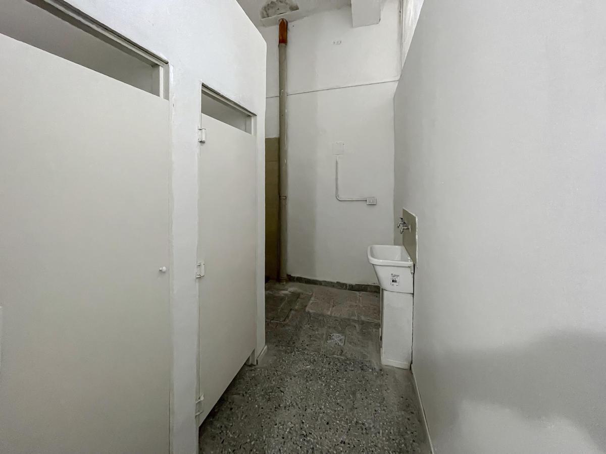 Local Comercial Apto Clínica con 19 Privados 5