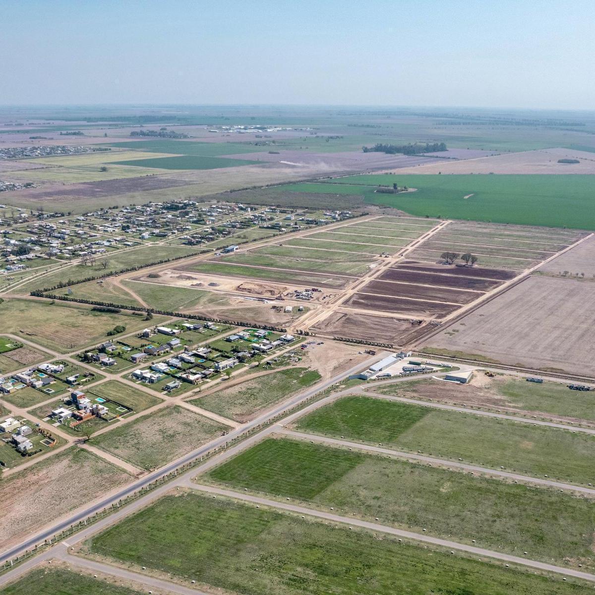 Barrio Cerrado con terrenos de 600m² a 800m² y amenities en Funes