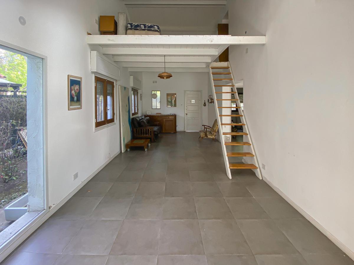 Casa de 2 dormitorios con jardín y piscina en Fisherton