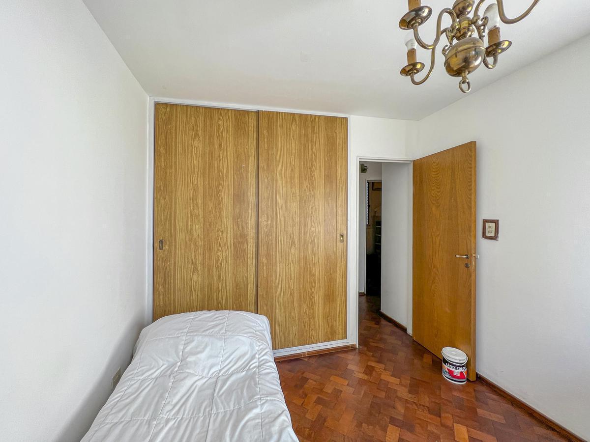 Departamento de 3 Dorm. con Cochera a m de Bv. Oroño 2