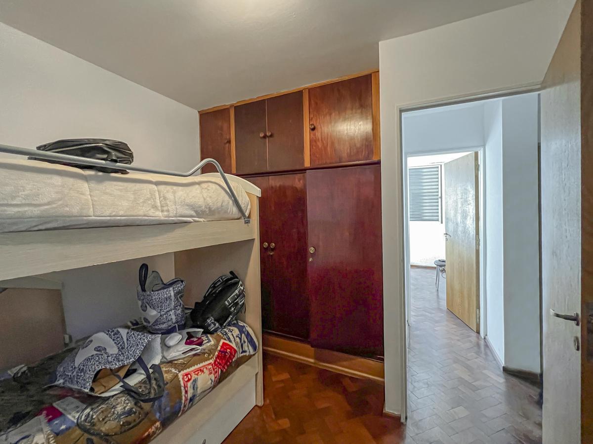 Departamento de 3 Dorm. con Cochera a m de Bv. Oroño 3
