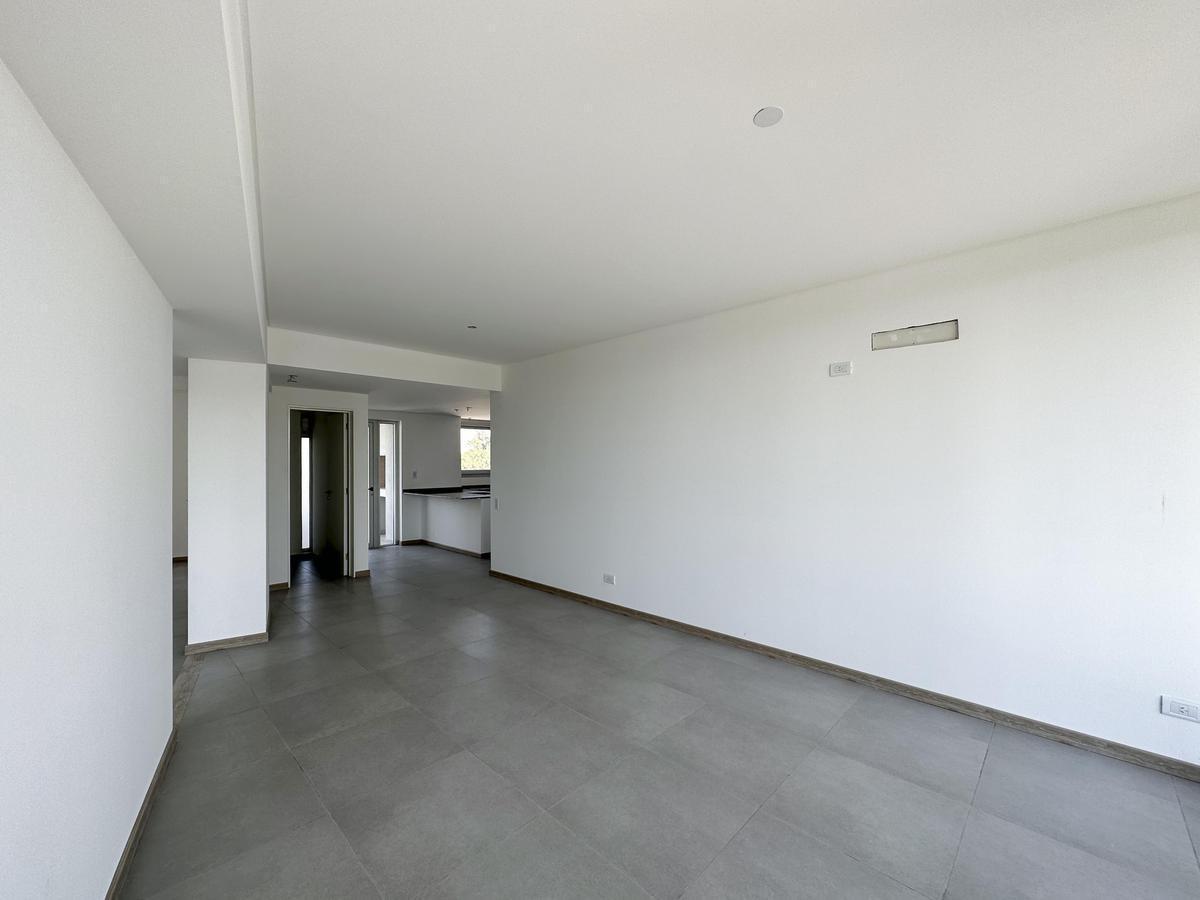 Departamentos de 1, 2 y 3 Dorm. con Parrilleros en Baigorria, Torre Paraíso 5