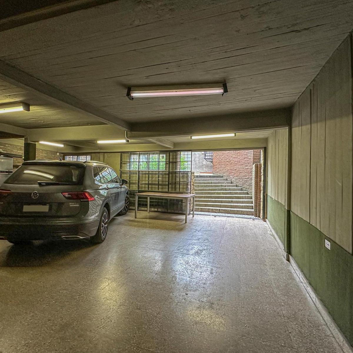 Casa de 4 Dorm. Más Comodín, Jardín, Pileta, Parrilla y 3 Cocheras 3