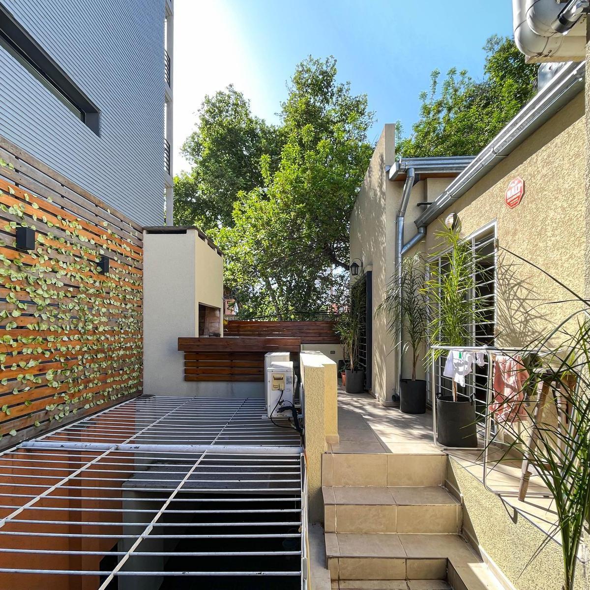 Casa de 2 Dorm. Comodin con Cocheras, Patio, Terraza 5