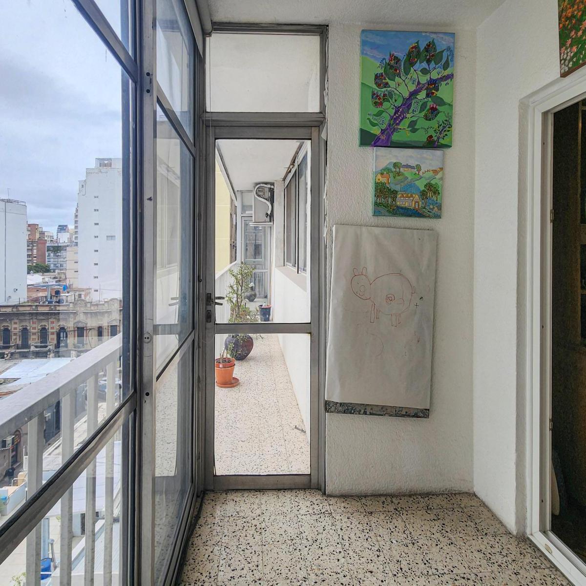 Departamento de 3 Dorm. Más Dependencia, 3 Baños y Cochera 4