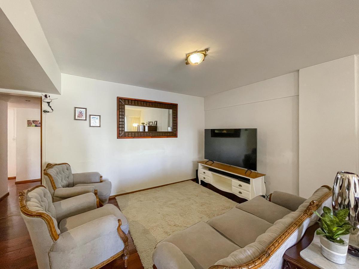 Piso Exclusivo de 3 Dorm. con 2 Cocheras 4