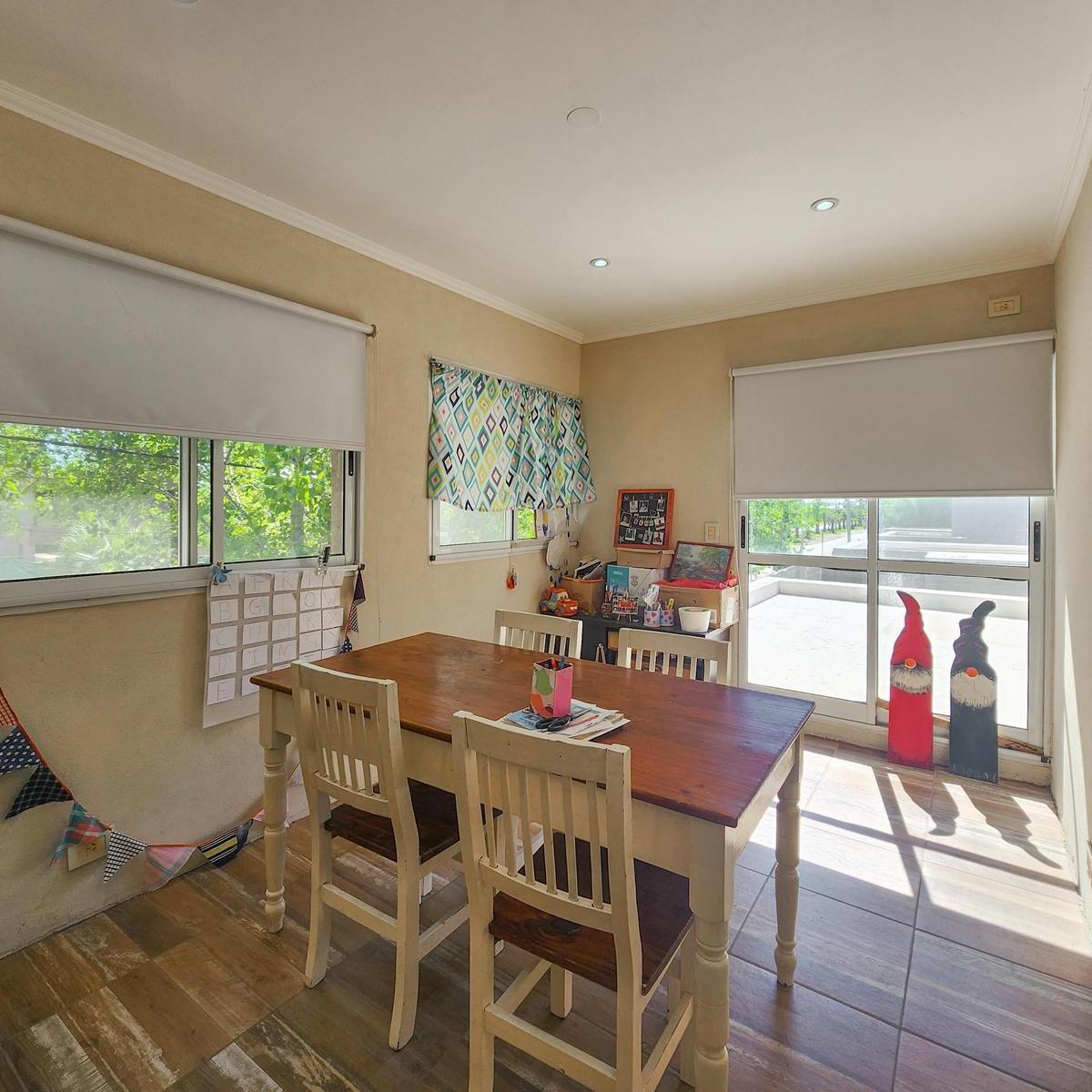 Foto de Casa de 3 dormitorios con pileta de oportunidad, imagen 5