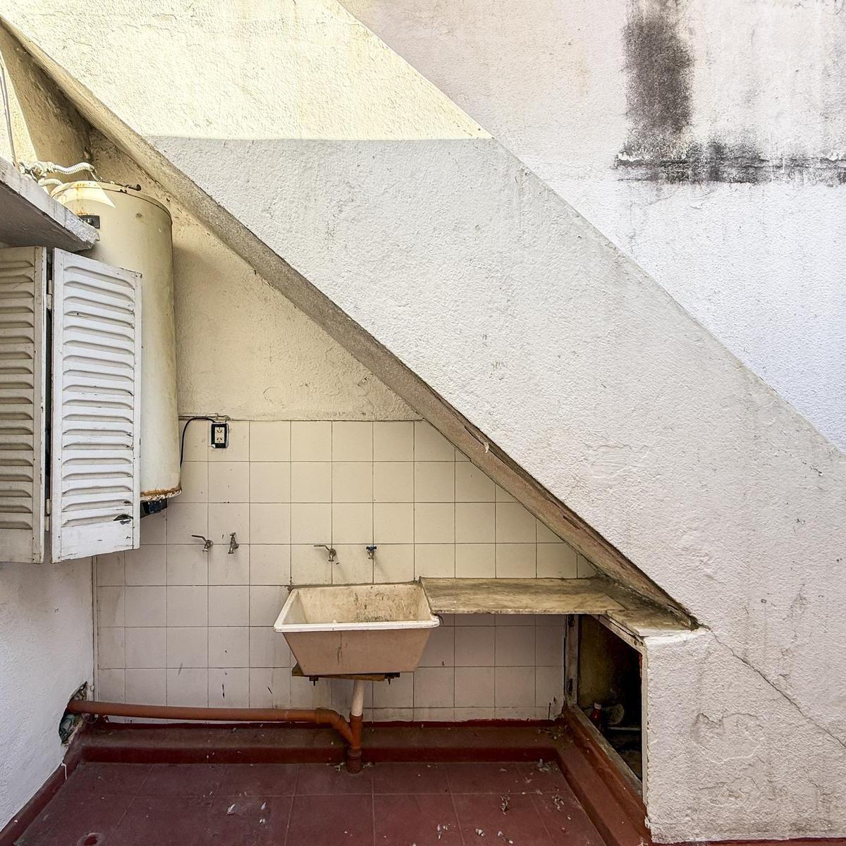 Casa de 3 Dorm. en Planta Alta con Terraza y Parrilla 3