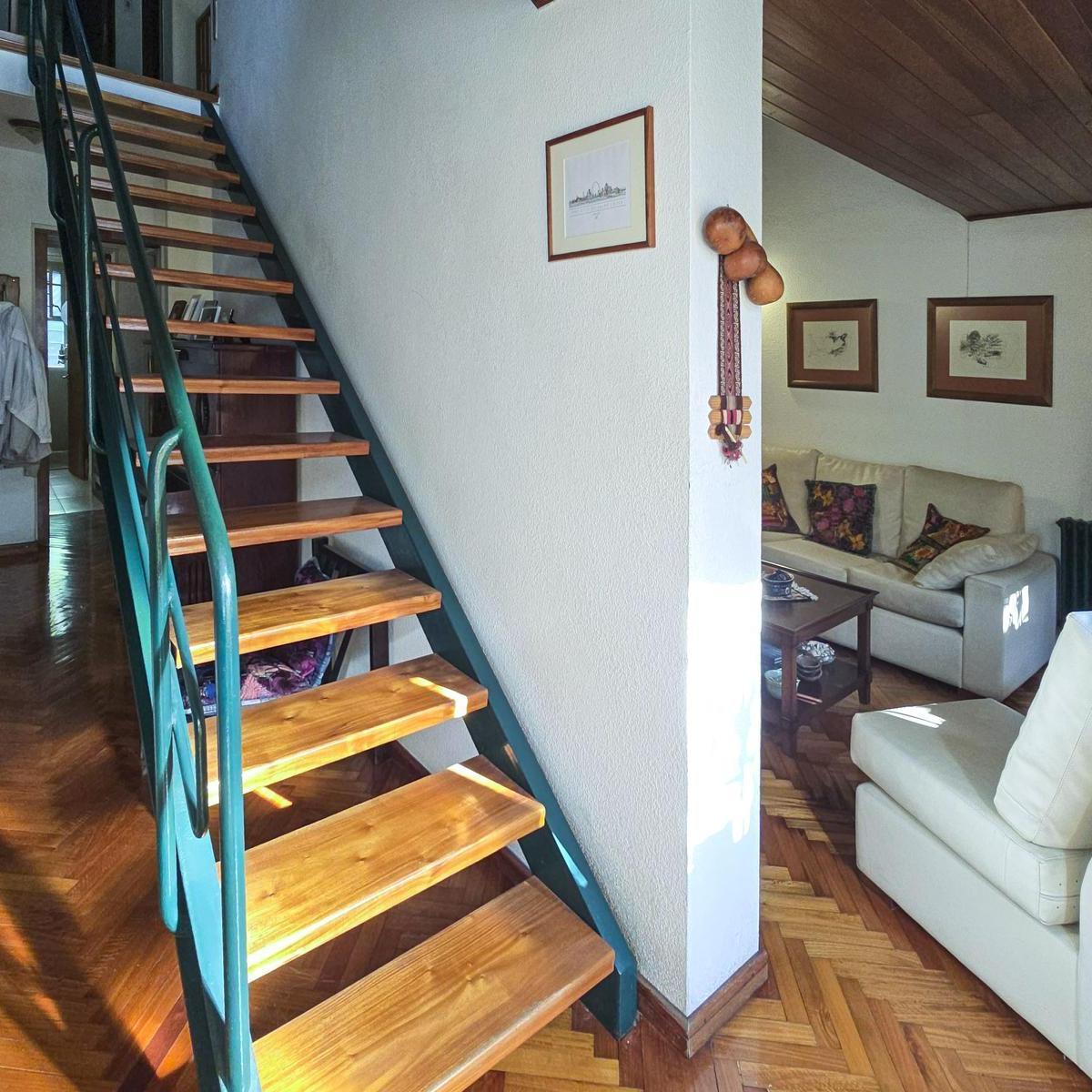 Casade 3 Dorm. Más Comodín, Cochera y Pileta con Patio 4