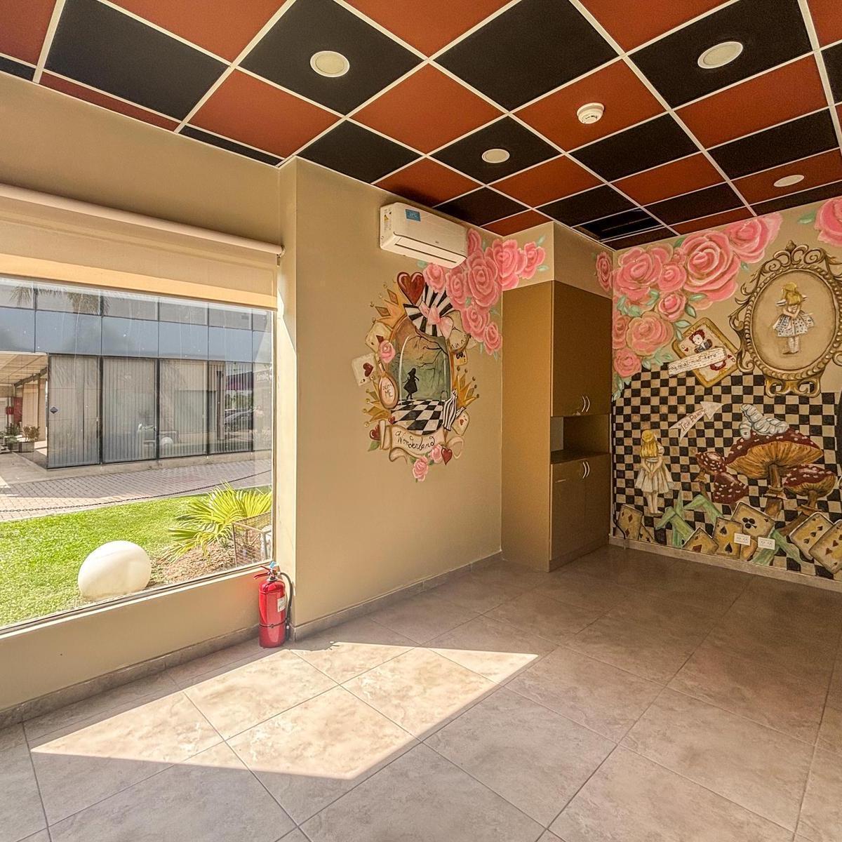 Foto de Local modulable de 100m² en Fisherton Plaza, imagen 2