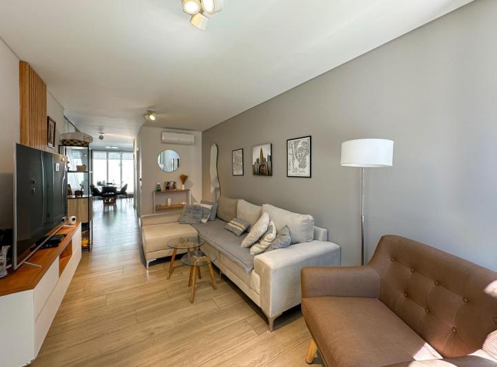 Casa de 2 dormitorios más escritorio, patio con parrillero y amenities 5