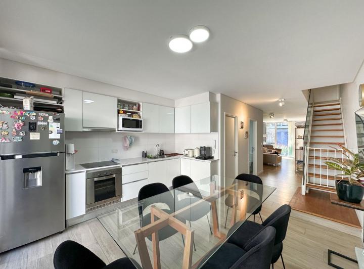 Casa de 2 dormitorios más escritorio, patio con parrillero y amenities 1