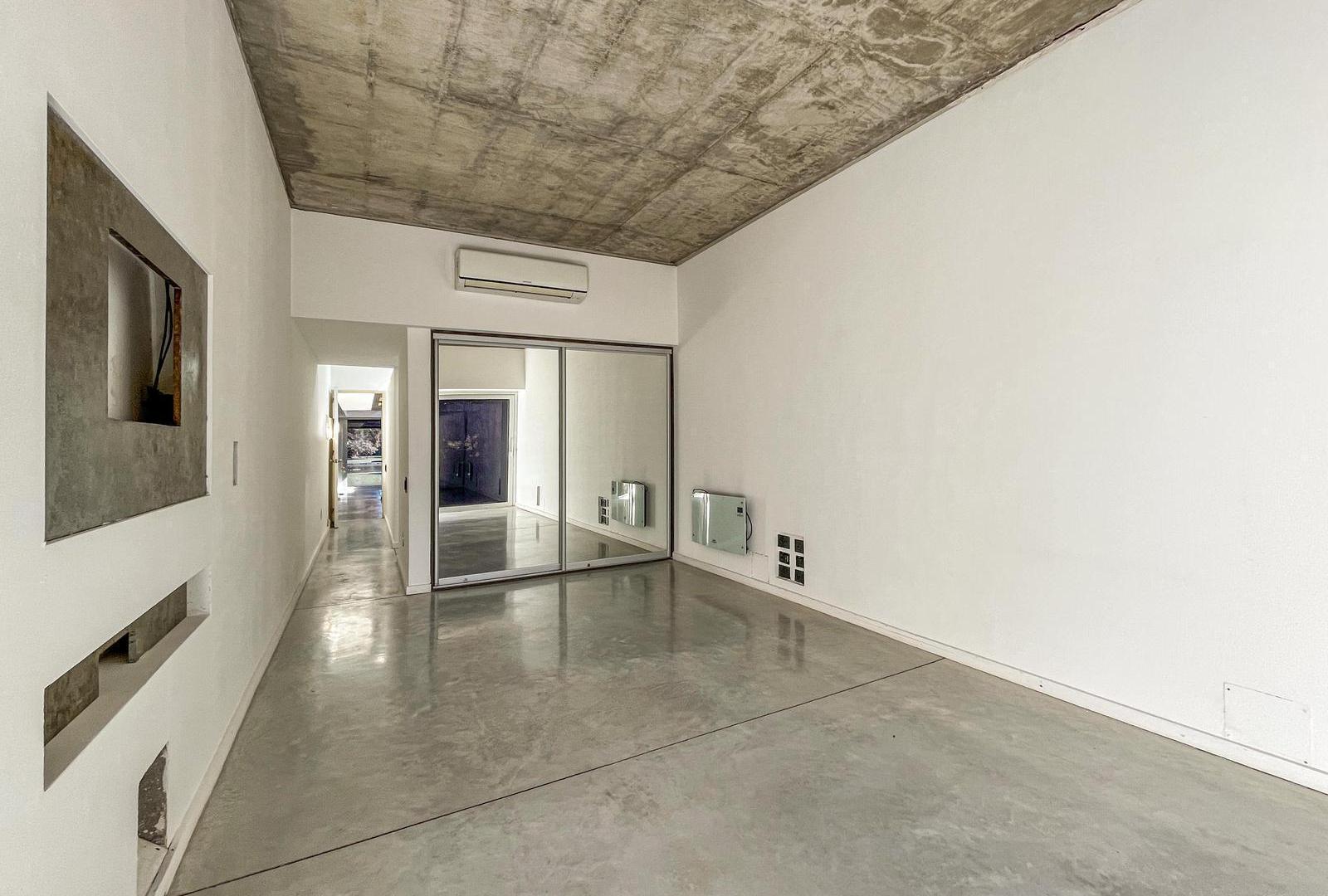 Casa de diseño con 3 dormitorios y terreno de 1.500m² en el Country Aldea Lago