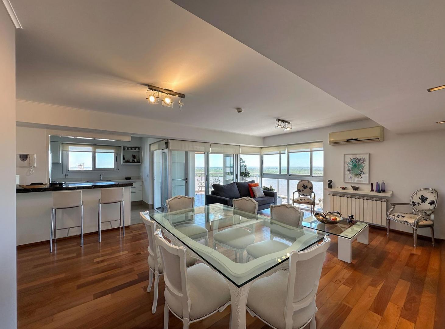 Departamento de 3 dormitorios con amenities en Quinquela Rio con vista al río