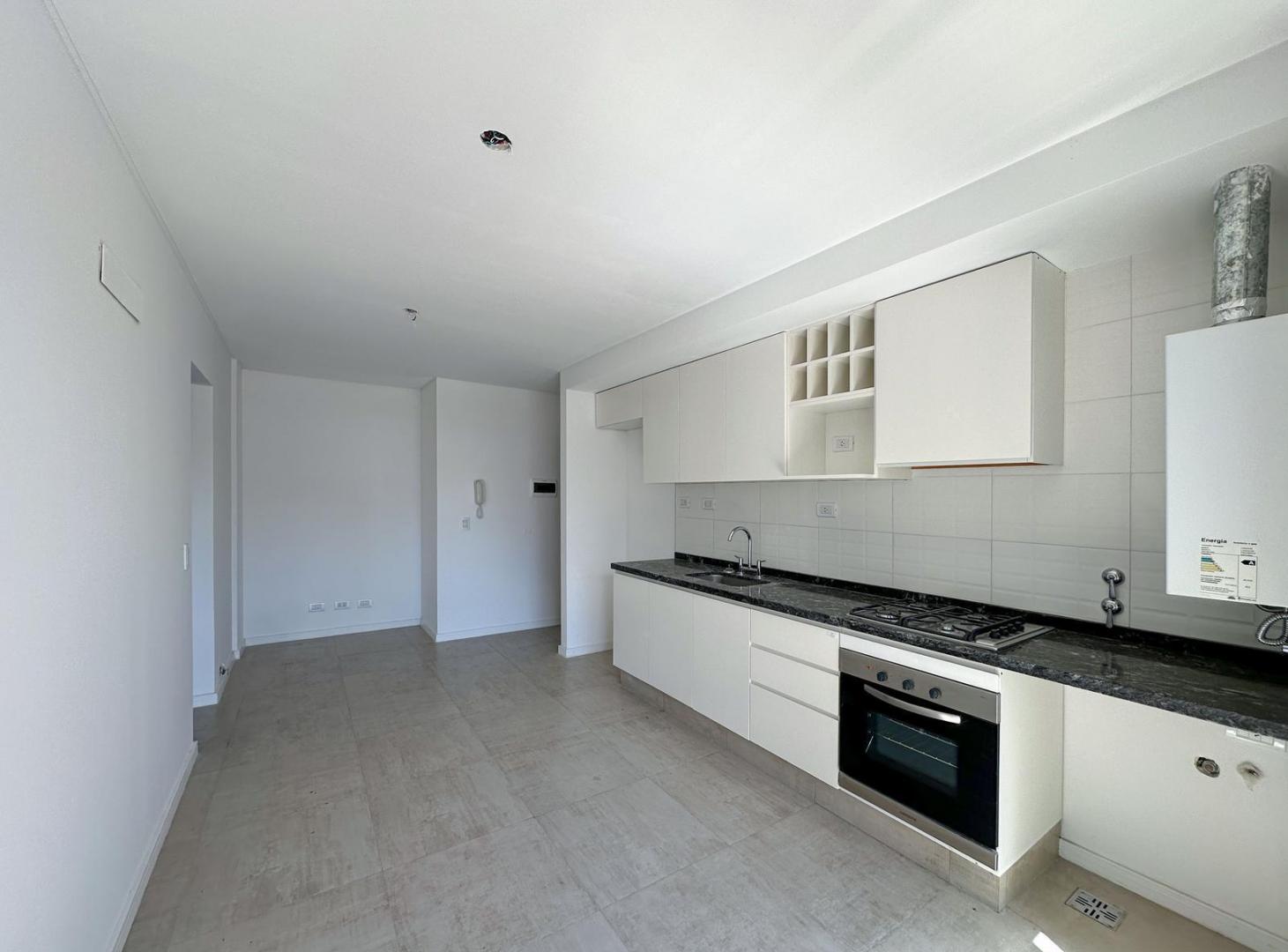 Foto de Departamento de 1 dormitorio contrafrente con amenities en zona río, imagen 2
