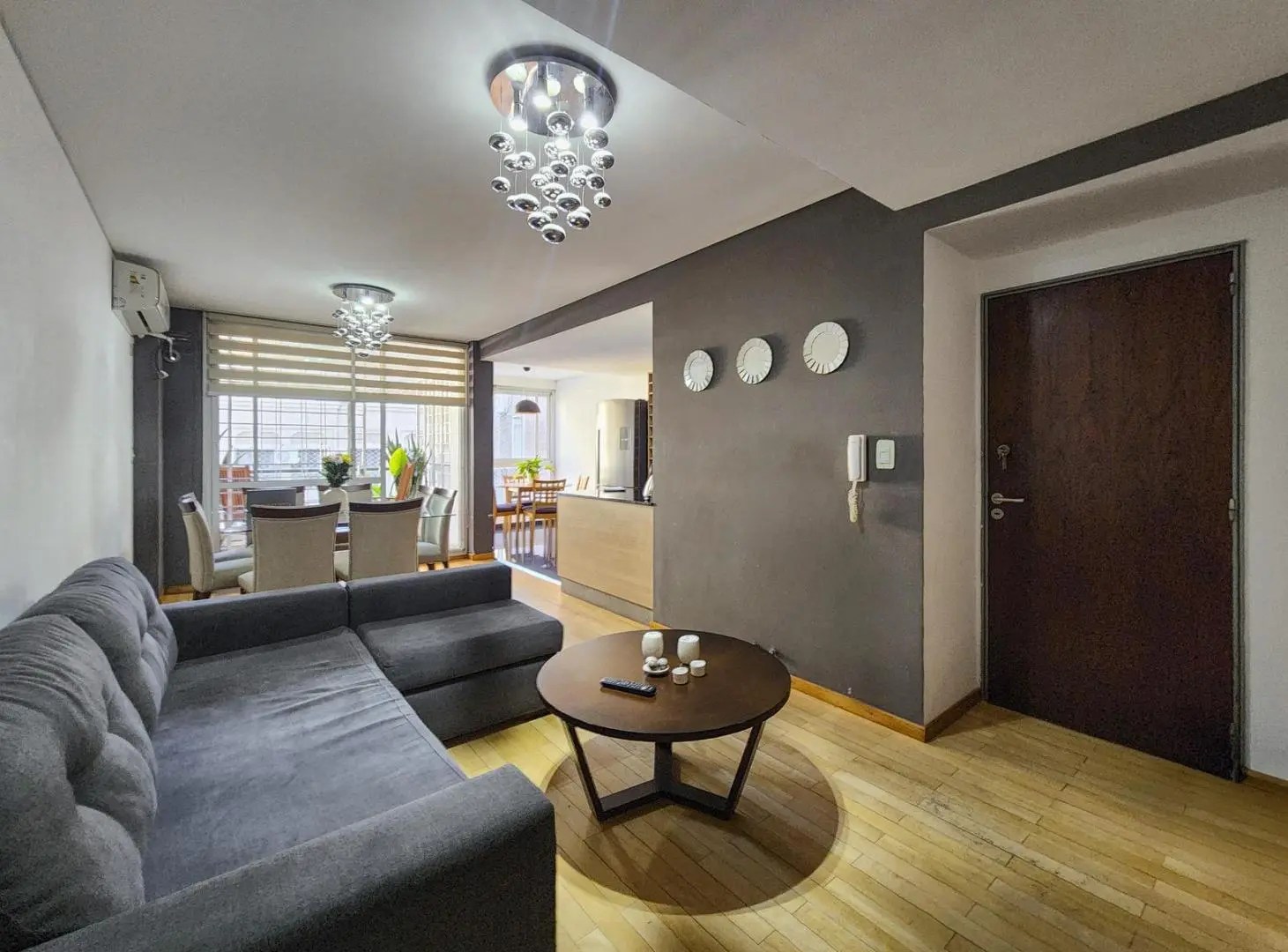 Departamento de 2 dormitorios con 2 baños y 2 balcones 5