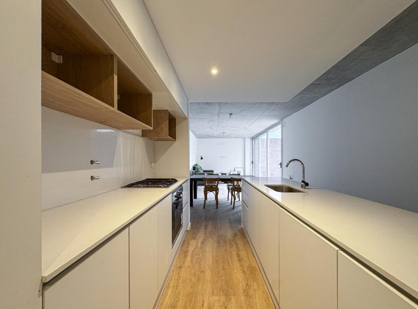 Foto de Departamento de 2 dormitorios con patio y radiadores en Lourdes, imagen 3