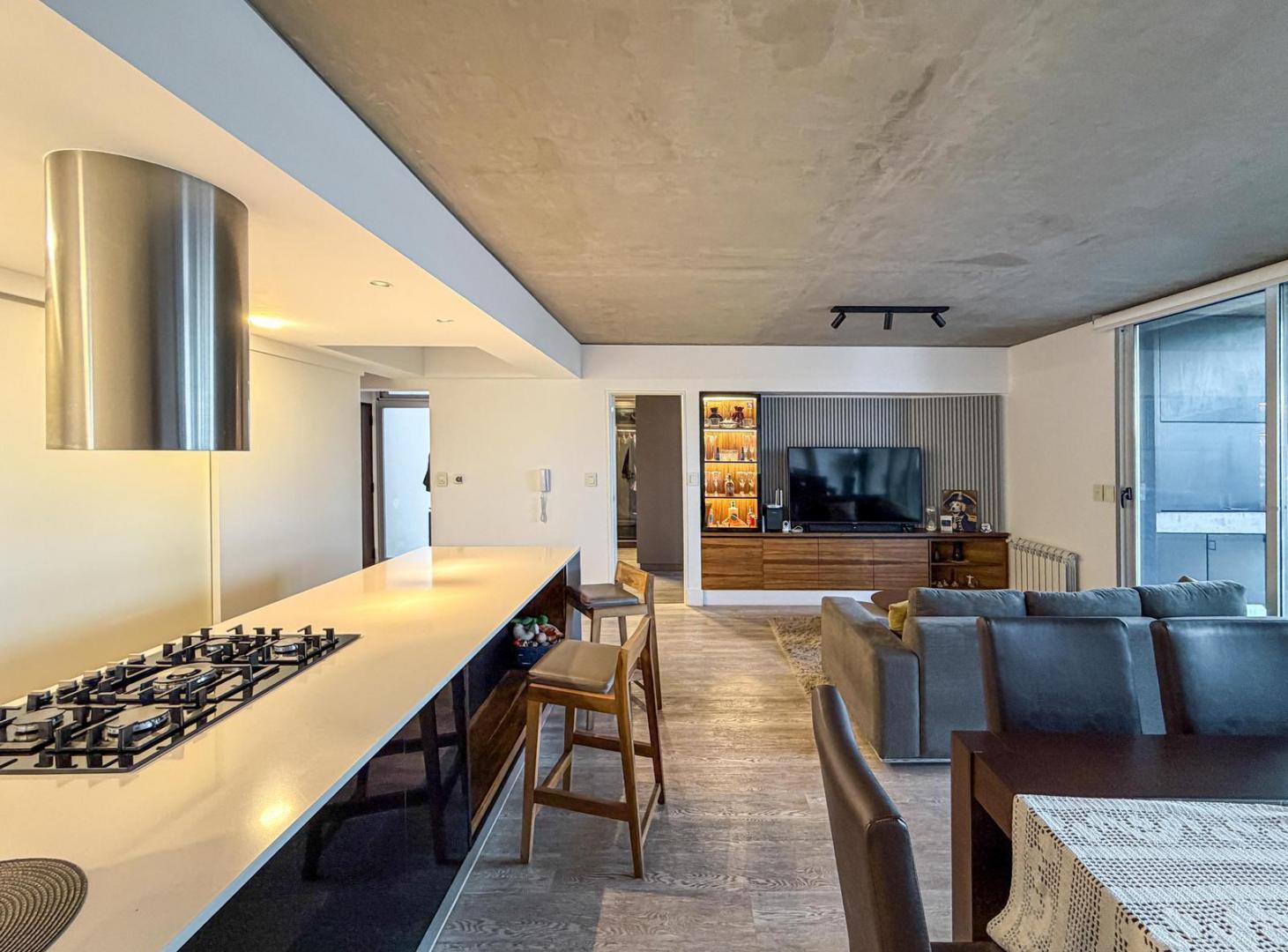 Departamento de 3 dormitorios, cochera doble y terraza exclusiva con jacuzzi