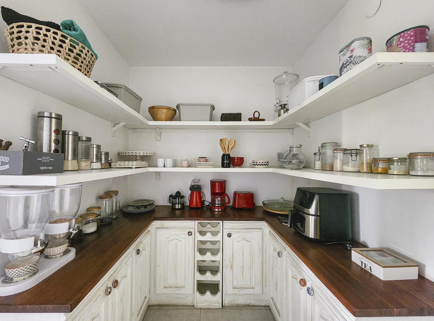 Casa de 3 dormitorios con pileta, parrillero y cochera en Fisherton