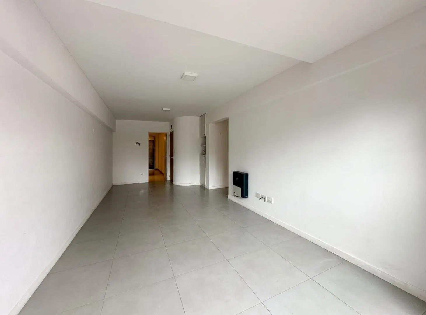 Departamento de 1 dormitorio con cocina separada y balcon terraza 5