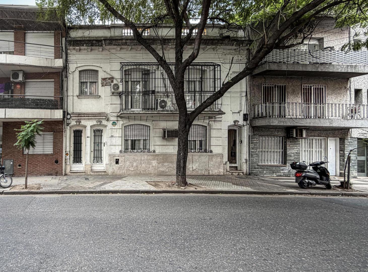Casa en planta baja de 3 dormitorios con 3 patios en el centro