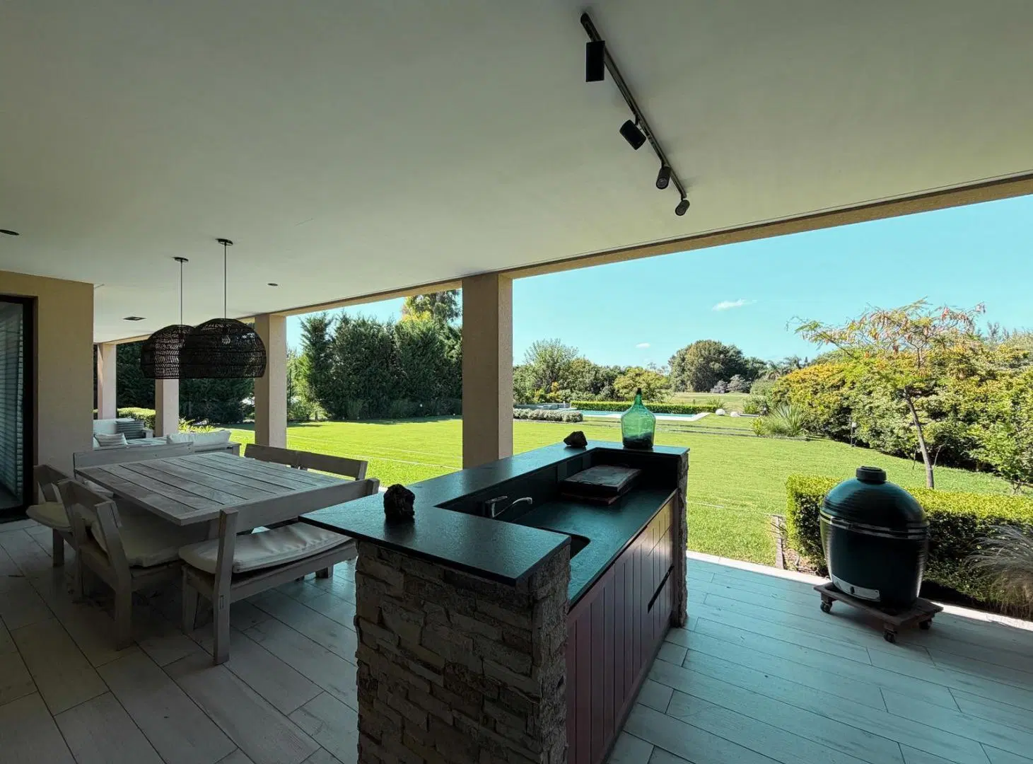 Casa de 4 dormitorios con vista al Golf en Kentucky 8
