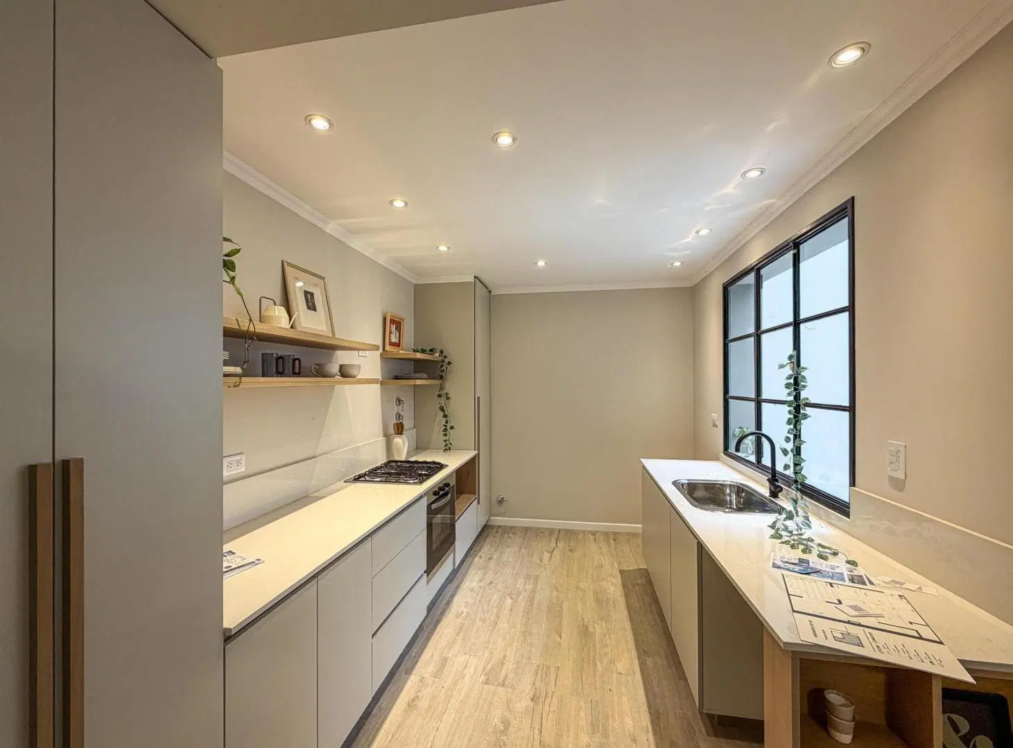 Casa de pasillo de 3 dormitorios a estrenar con patio y terraza 2