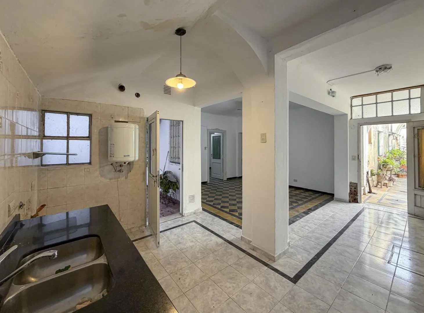 Departamento de 1 dormitortio en PB con patio de oportunidad 4