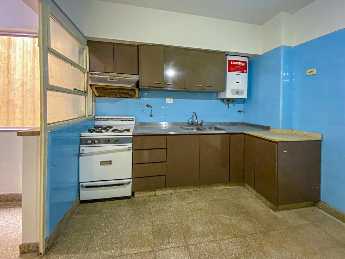 Departamento de 2 dormitorios con 2 baños y cocina separada 5