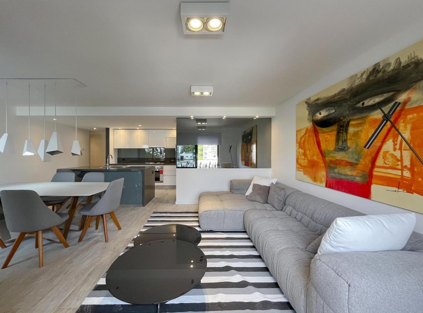 Foto de Departamento de 2 dormitorios, cochera y amenities en Lourdes, imagen 1