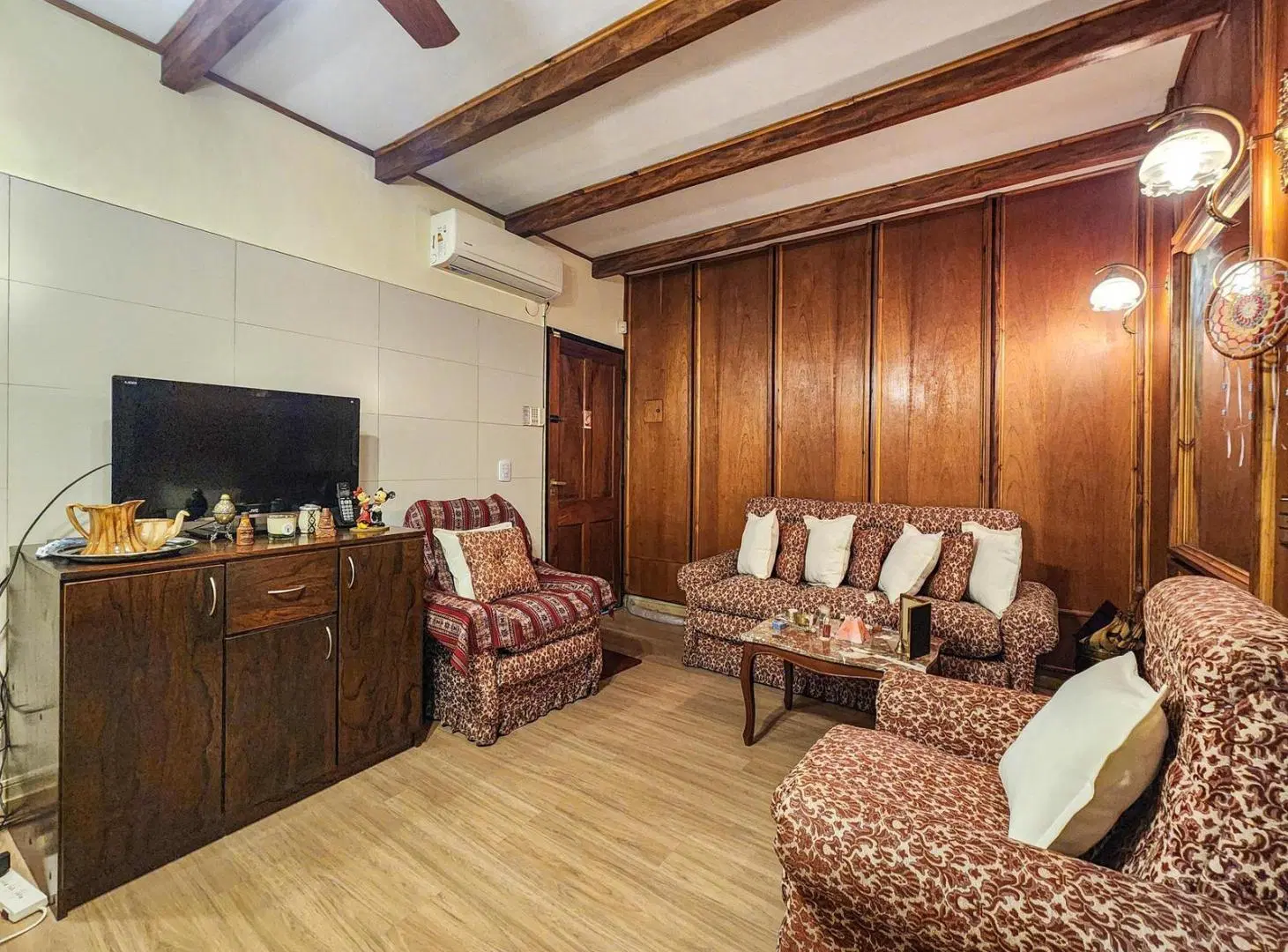 Casa de pasillo único con 2 dormitorios en una sola planta más patio y terraza 2