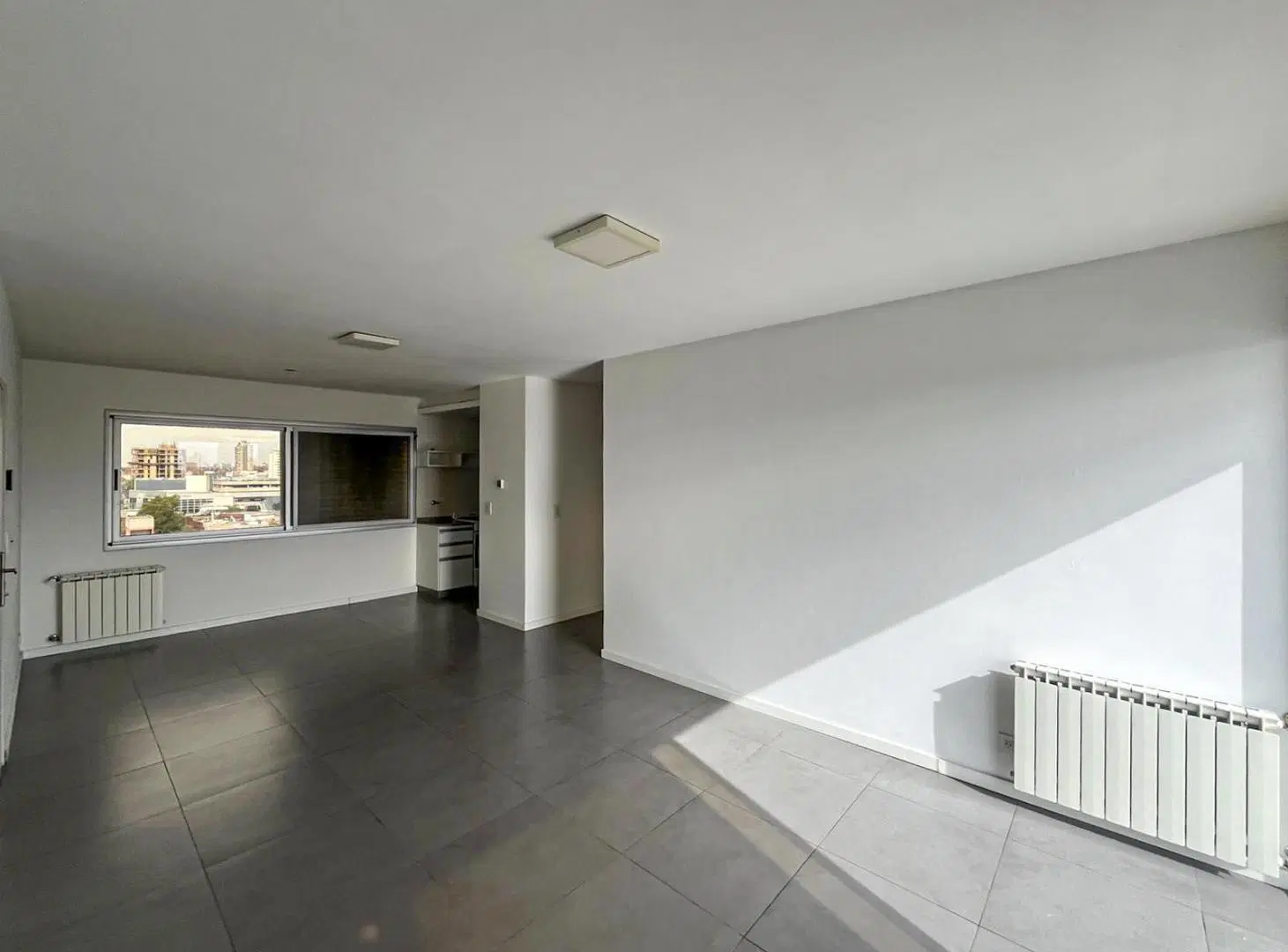 Departamento gigante de 1 dormitorio con balcón terraza al norte 2