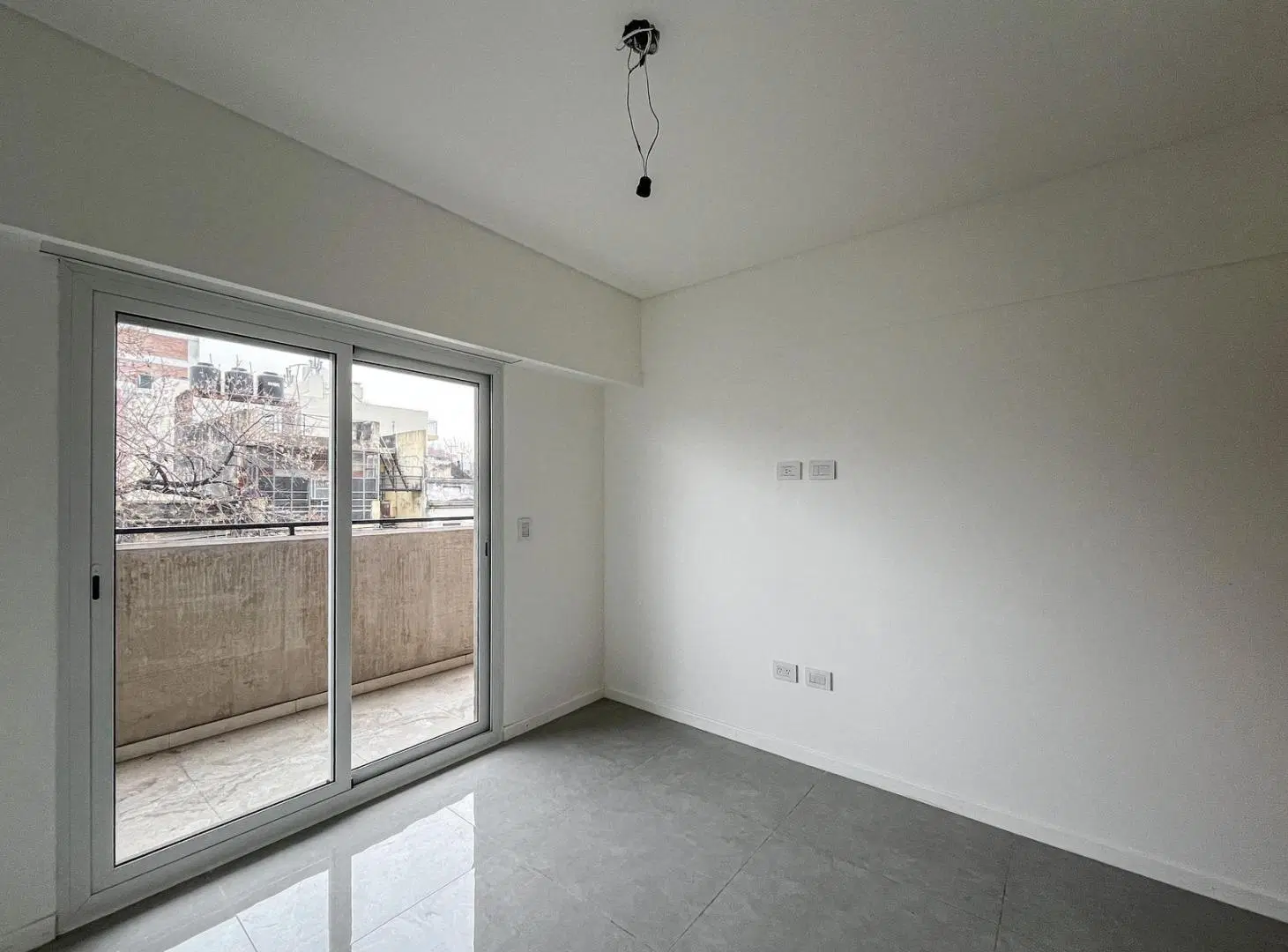 Departamento de 1 dormitorio al frente con balcón a estrenar 8