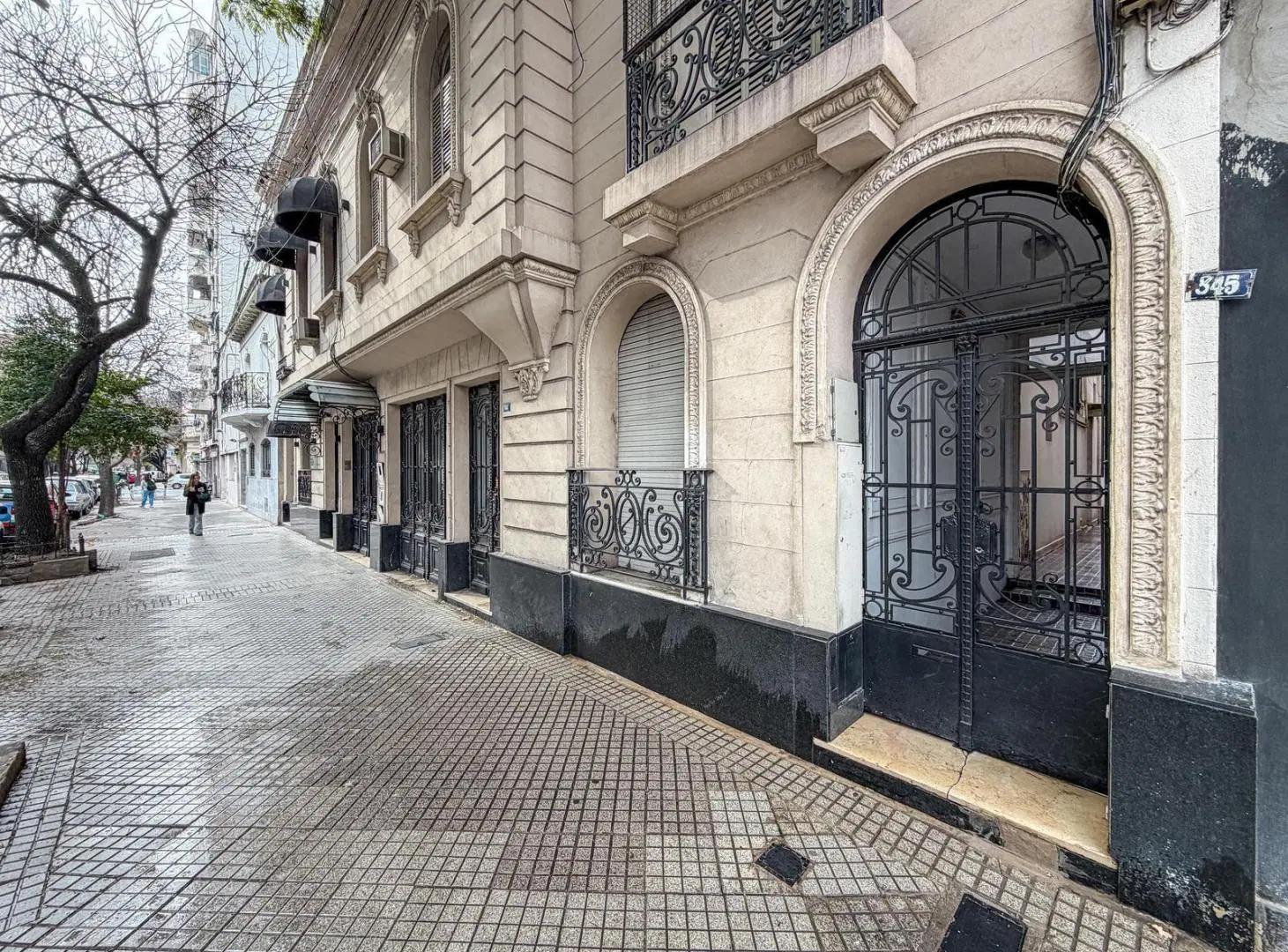 Casa de pasillo con 2 dormitorios, terraza y quincho propio 1