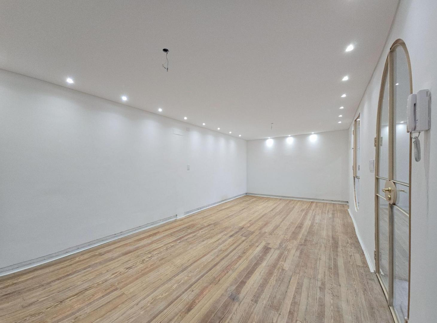 Foto de Casa de 2 dormitorios más comodín y patio más terraza y parrilla, imagen 2
