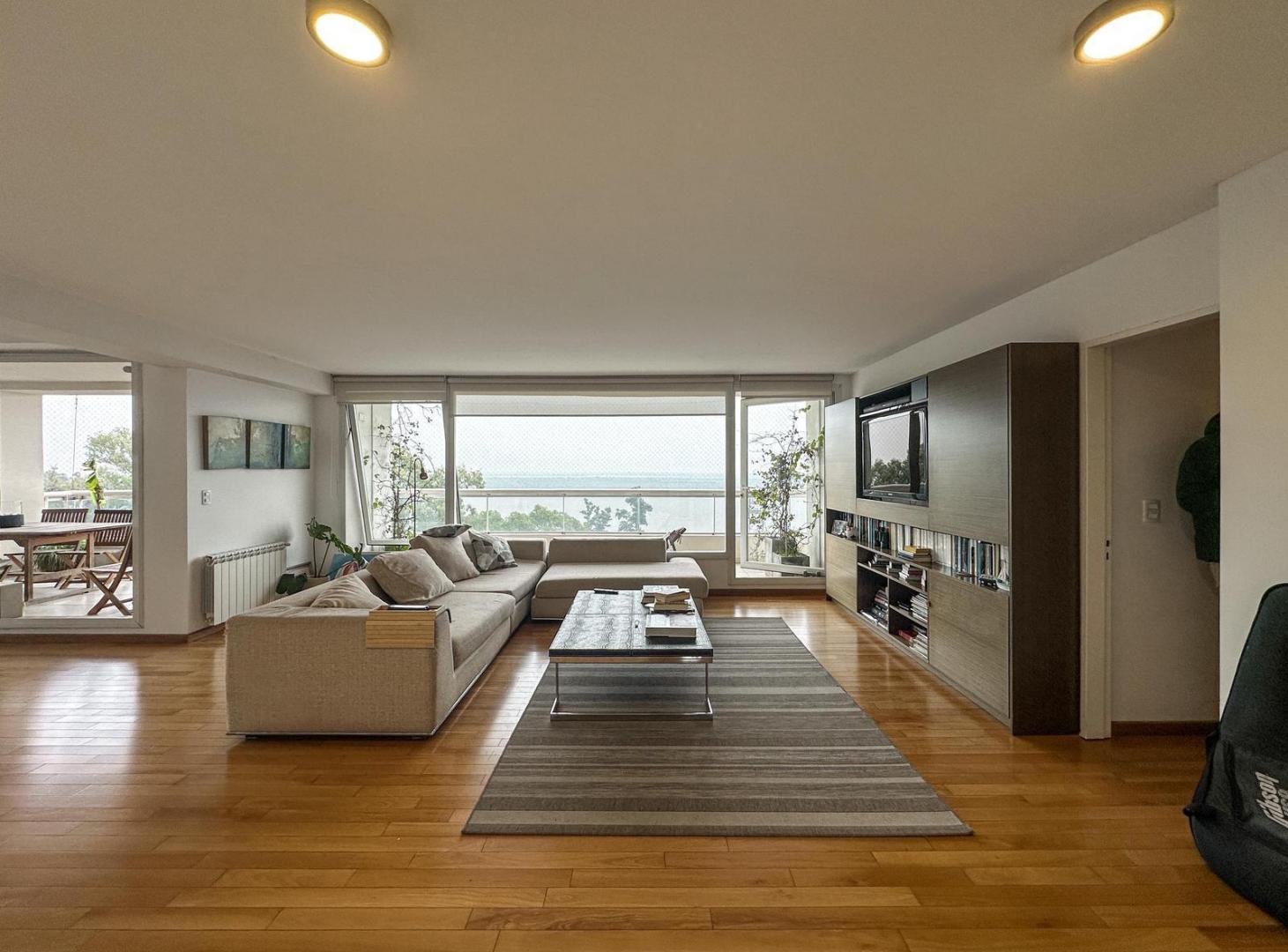 Foto de Departamento de 3 dormitorios con 2 cocheras y vista al río, imagen 4