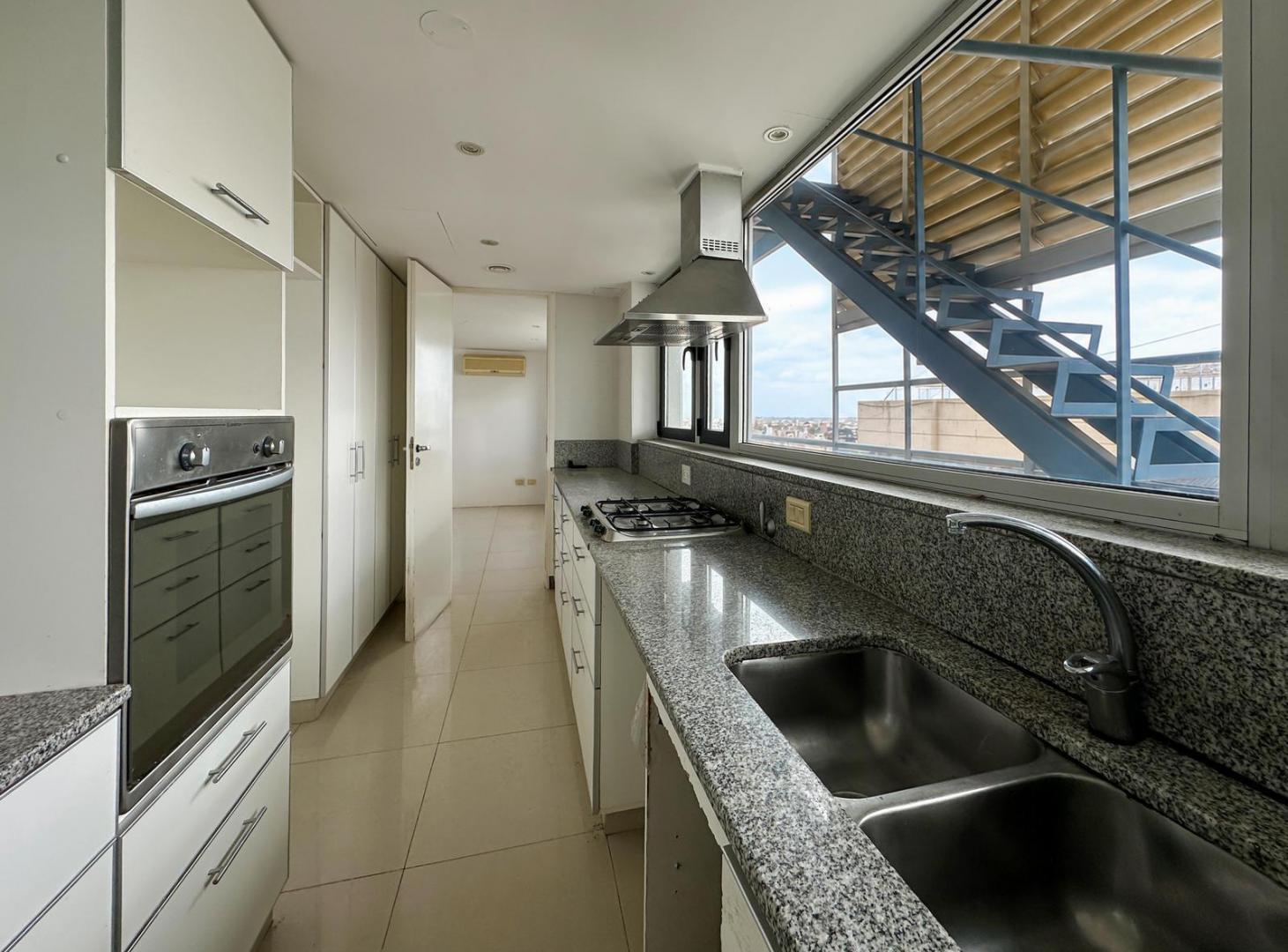 Foto de Departamento de 4 dormitorios con cochera y vista al río en Aqualina, imagen 5