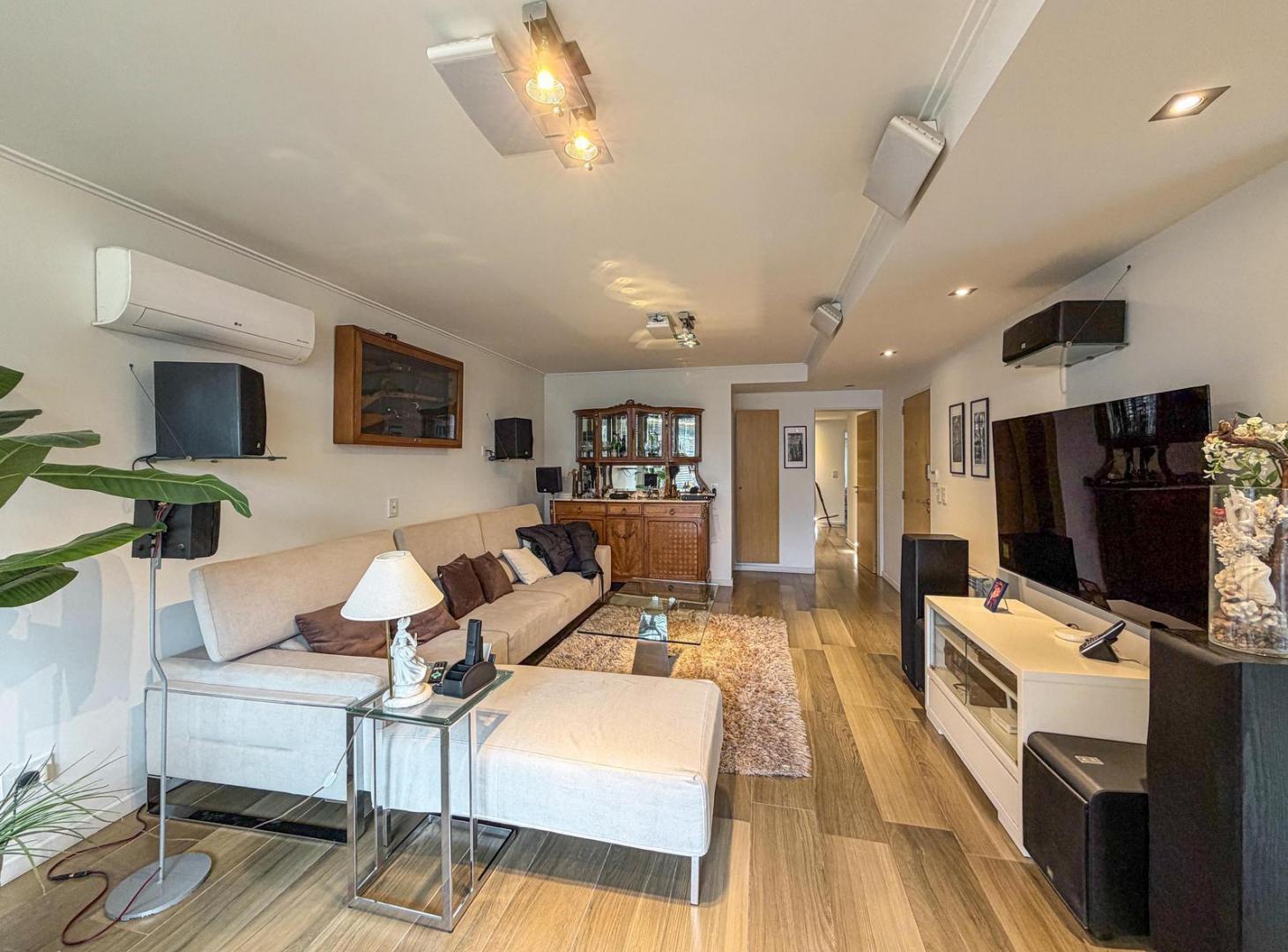 Foto de Departamento único de 3 dormitorios con parrillero exclusivo y cochera, imagen 1