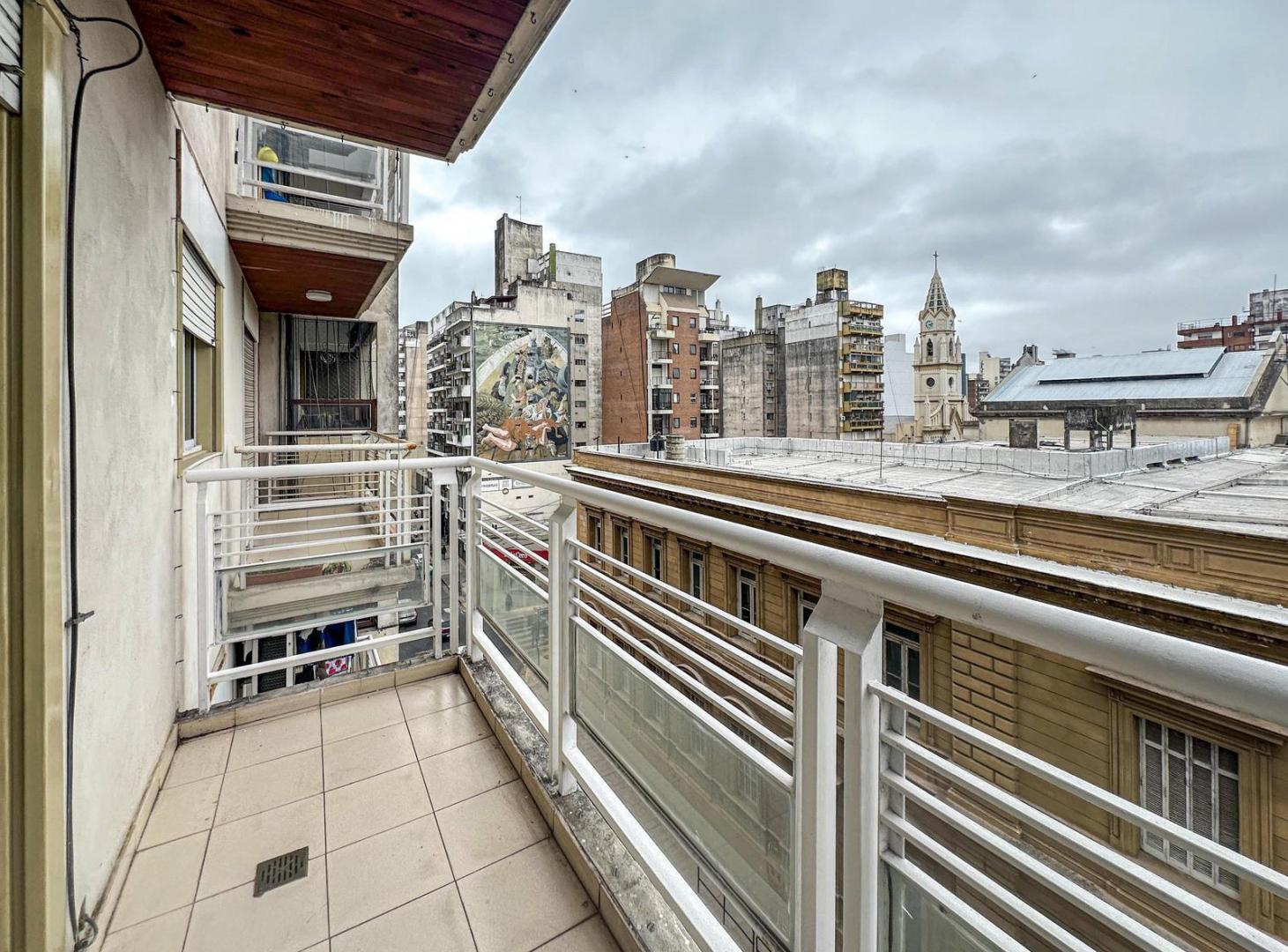 Foto de Departamento de 1 dormitorio con balcón al frente de oportunidad, imagen 3