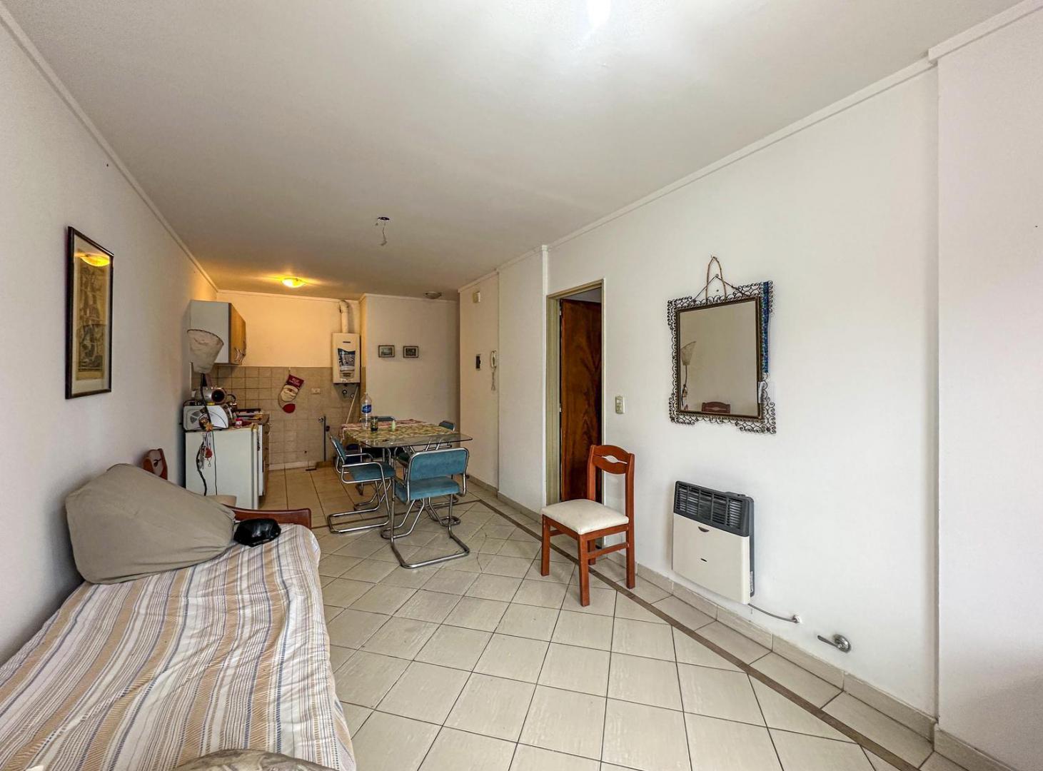 Foto de Departamento de 1 dormitorio con balcón al frente de oportunidad, imagen 5