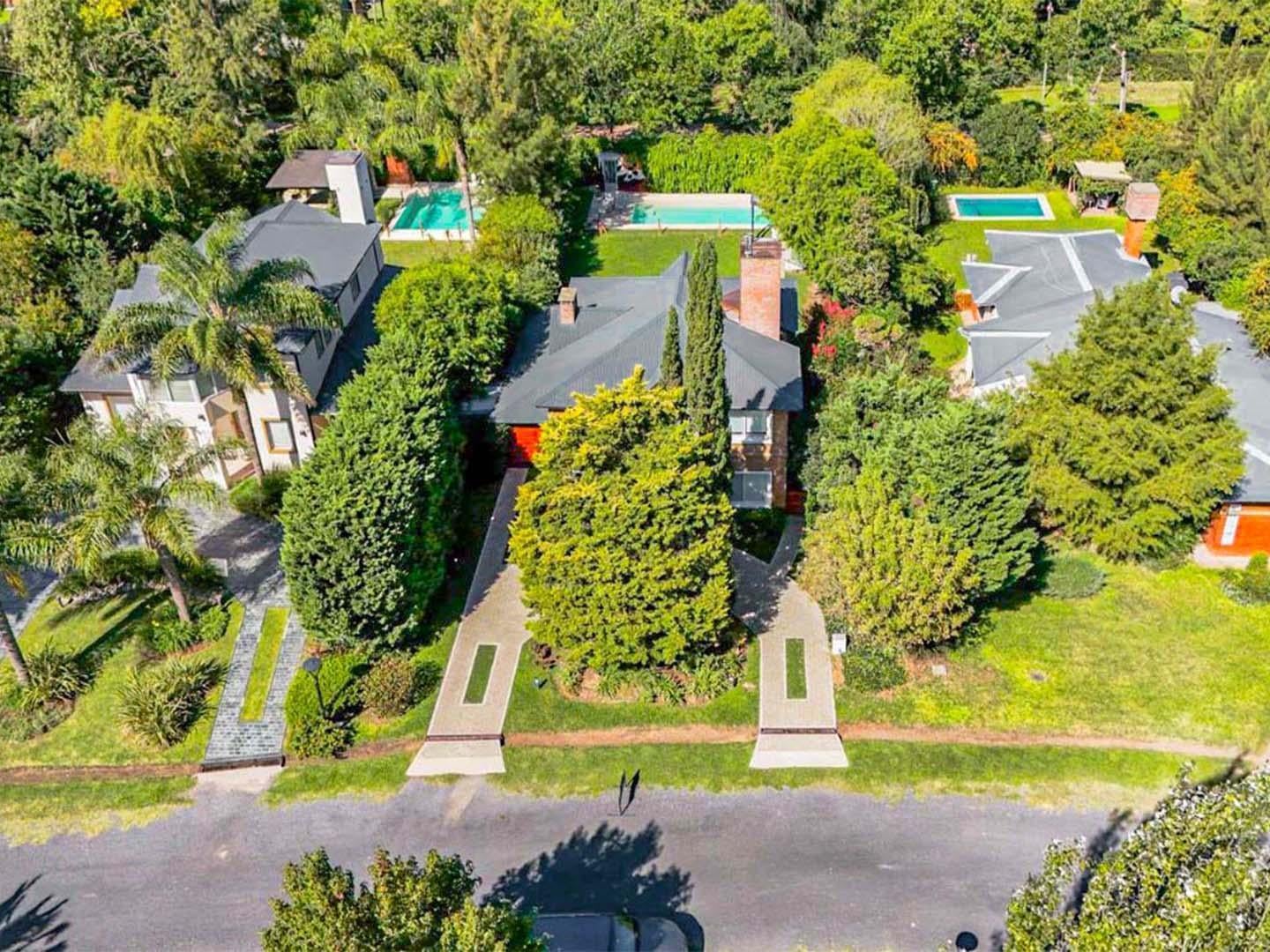 Foto de Casa de 3 dormitorios con cocheras y pileta en El Cielo, Roldan, imagen 5