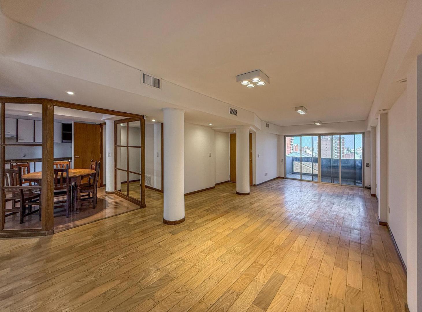Foto de Departamento piso exclusivo de 4 dormitorios, 4 baños y 2 cocheras, imagen 1