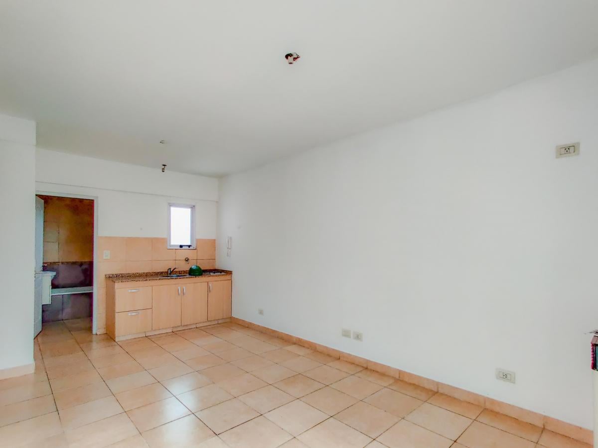 Foto de DEPARTAMENTO MONOAMBIENTE EN VENTA ALSINA 900 ZONA FACULTAD MEDICINA, imagen 3