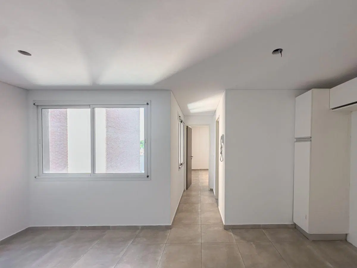 DEPARTAMENTO EN VENTA DE 1 DORMITORIO CON OPCIÓN COCHERA EN ZONA FACULTADES 8