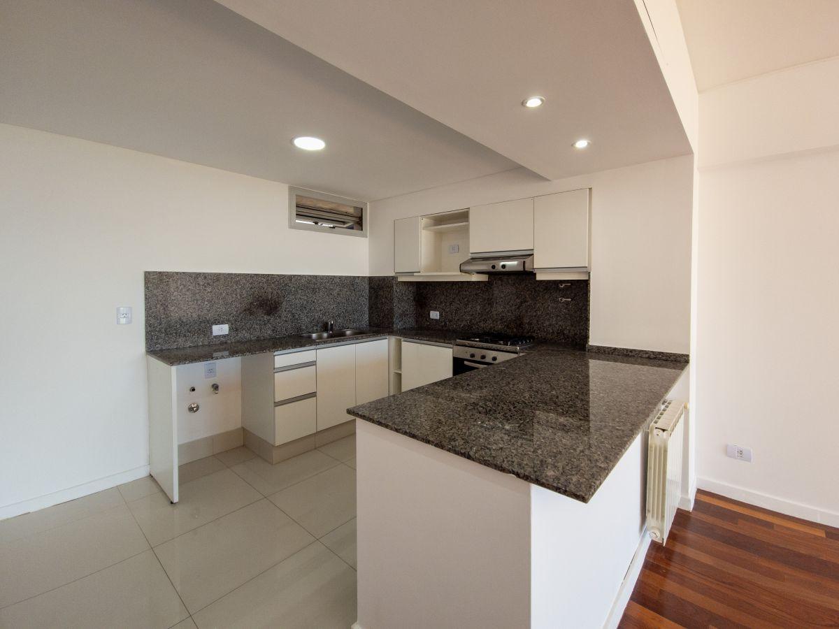 Foto de DUPLEX CON JARDIN FRENTE AL RIO EN PUERTO NORTE EN ALQUILER, imagen 3