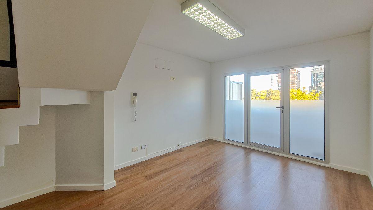 Foto de OFICINA DUPLEX EN ALQUILER DE 60m2 EN PUERTO NORTE, imagen 1