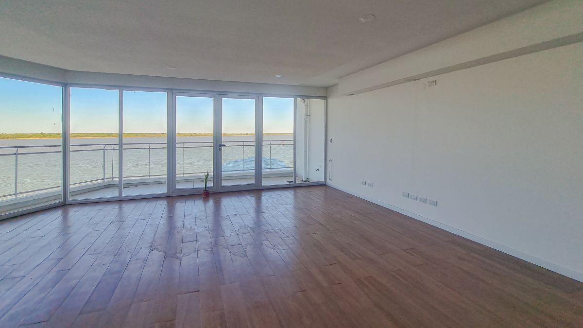 Foto de ALQUILER OFICINA CON VISTA AL RIO DE 170m2 EN PUERTO NORTE, imagen 3