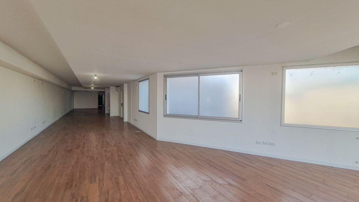 Foto de ALQUILER OFICINA CON VISTA AL RIO DE 170m2 EN PUERTO NORTE, imagen 1