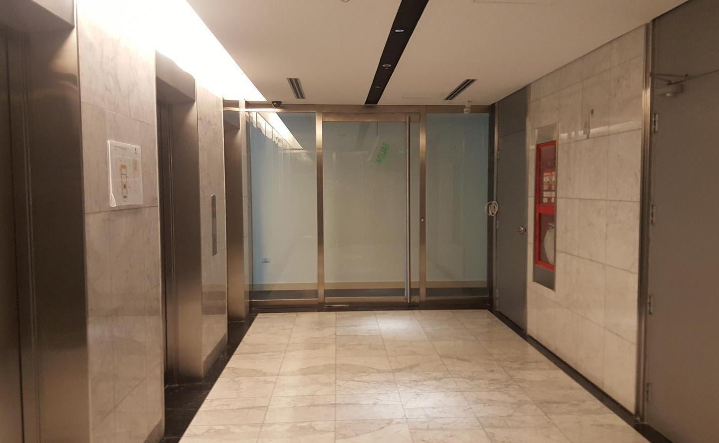 Foto de Alquiler Oficina AAA | Edificio Proa, Vicente López | con vista al rio, imagen 4