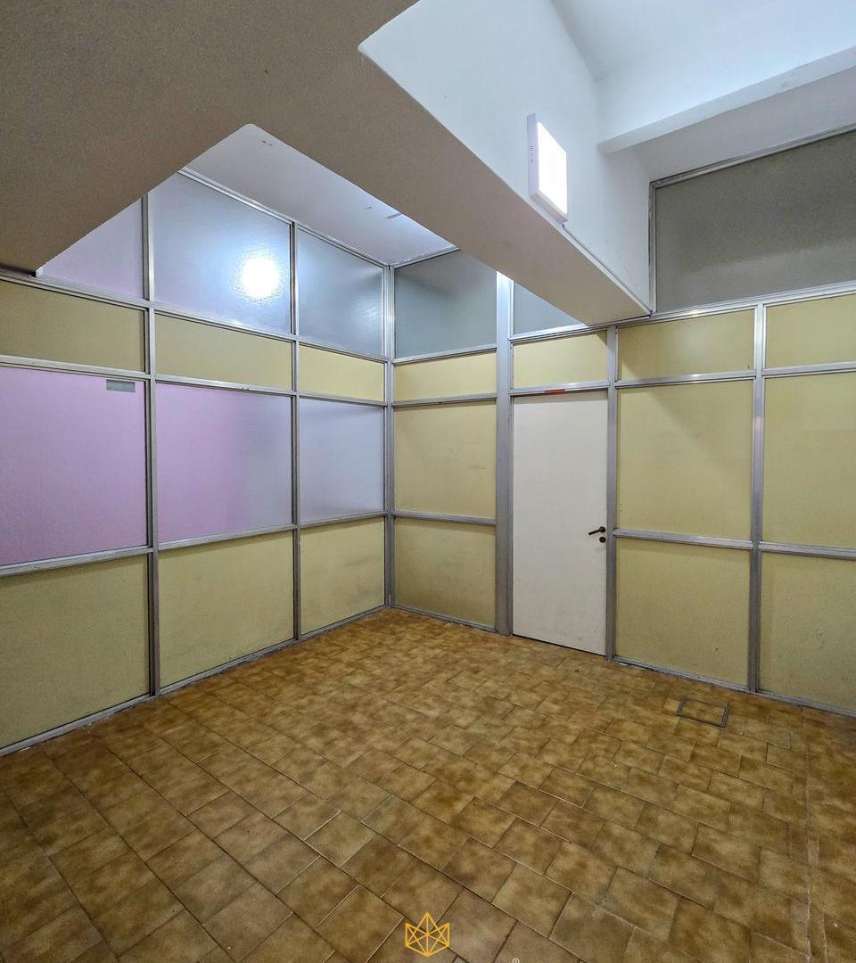 Foto de Venta o alquiler de local comercial en Villa Lugano, imagen 5